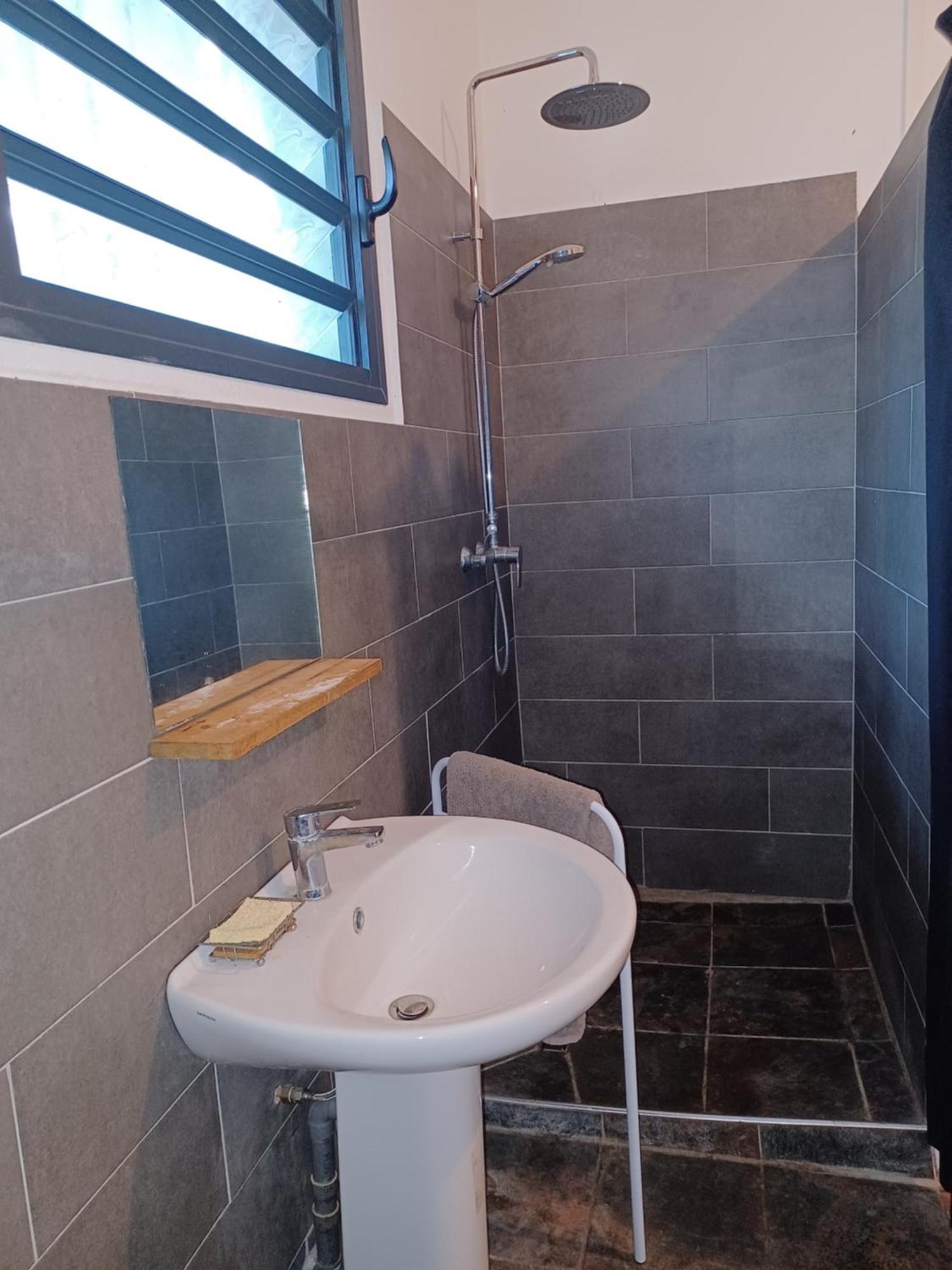 Le Tulear - Aux 4 Coins Du Monde Hotel Saint Pierre Bilik gambar